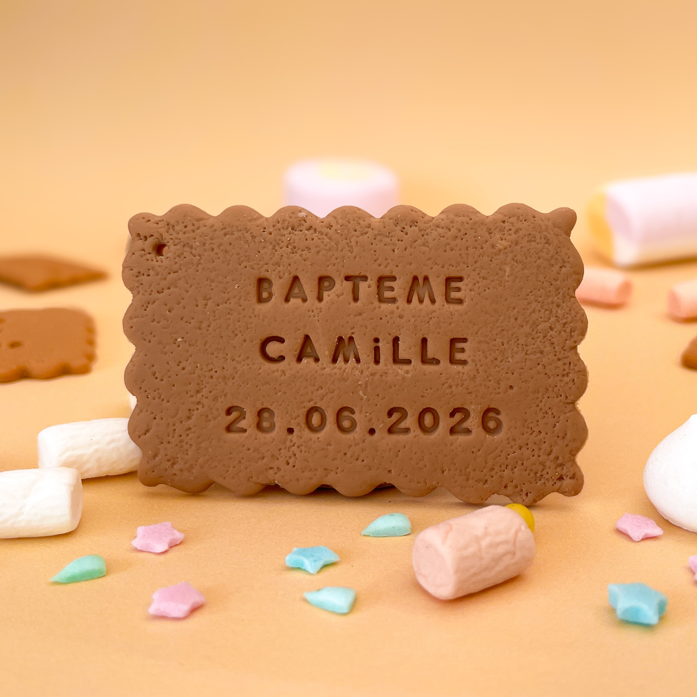 biscuit-decoratif-en-porcelaine-froide-decor-faire-part-ou-cadeau-invite-de-bapteme