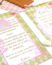 Faire-part biscuit, « Alice au pays des merveilles »