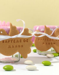 Petit pot de dragées, biscuit « colombe » personnalisé