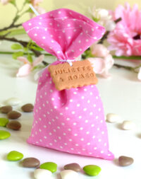 Sachet de dragées pour mariage, pois rose ou fushia