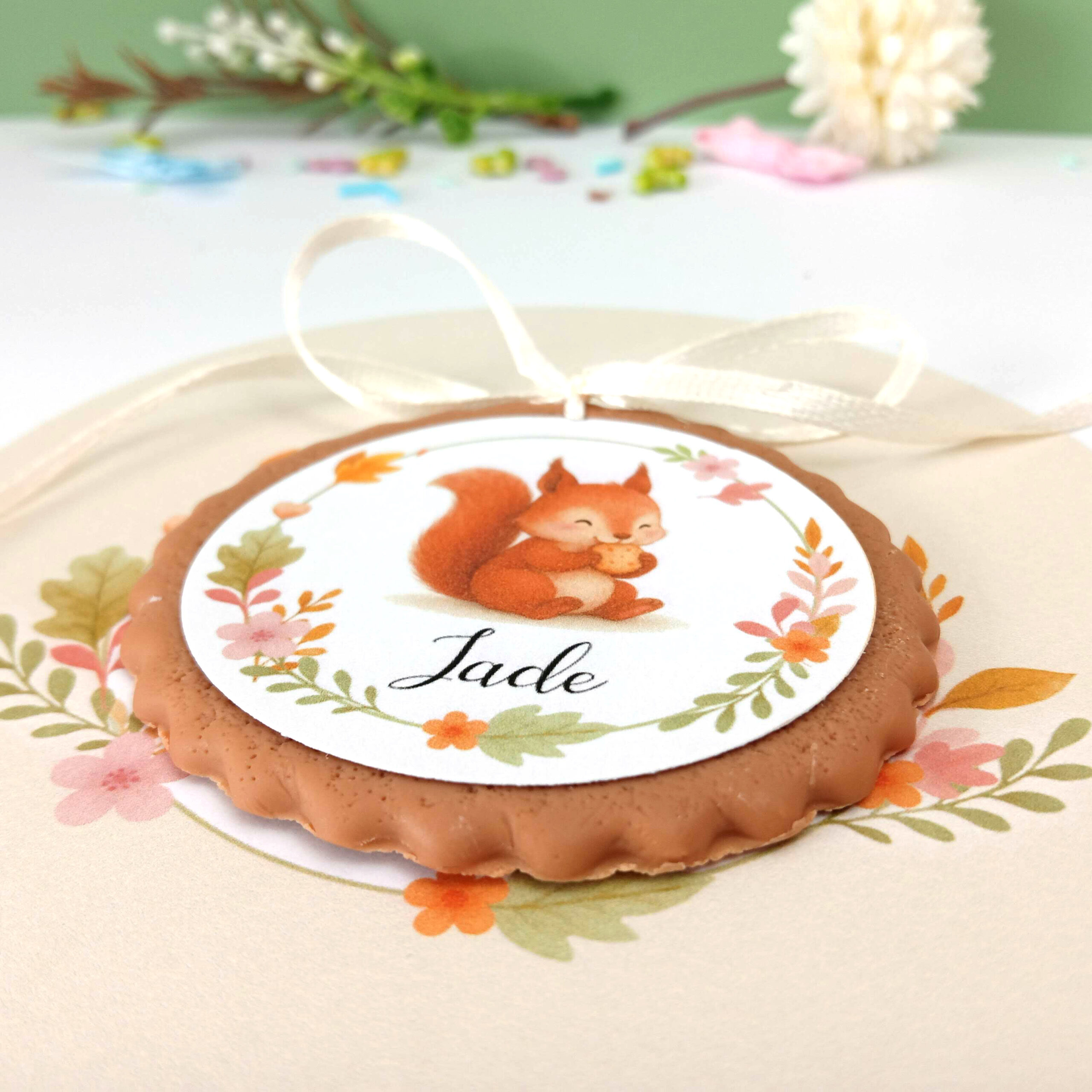 faire-part-avec-biscuit-ecureuil-papeterie-naissance-fille-biscuit