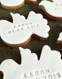 Biscuit personnalisé avec pâte à sucre (coeur ou colombe)
