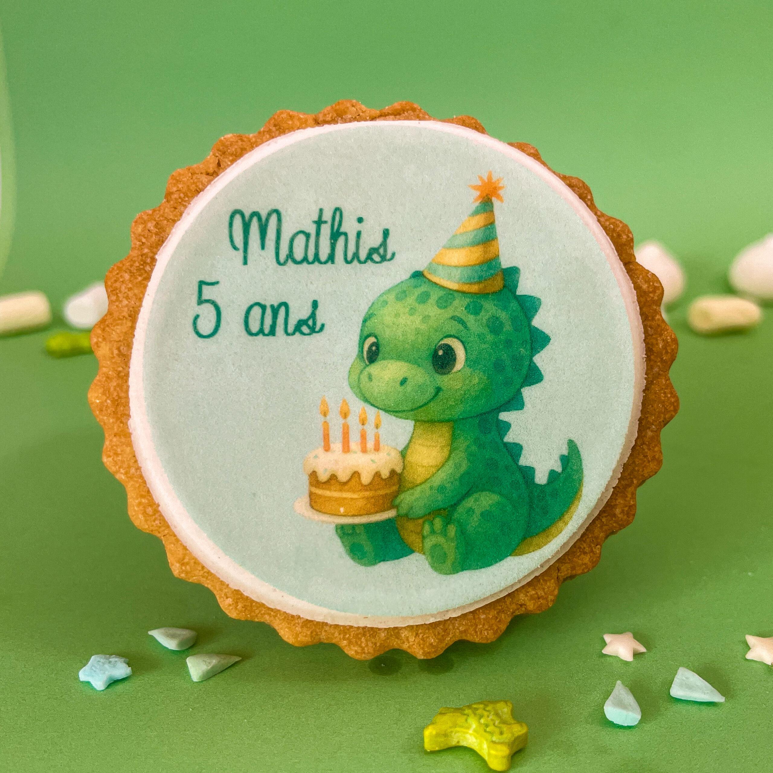biscuit-sable-personnalise-theme-dinosaure-pour-anniversaire-garcon-couleur-vert