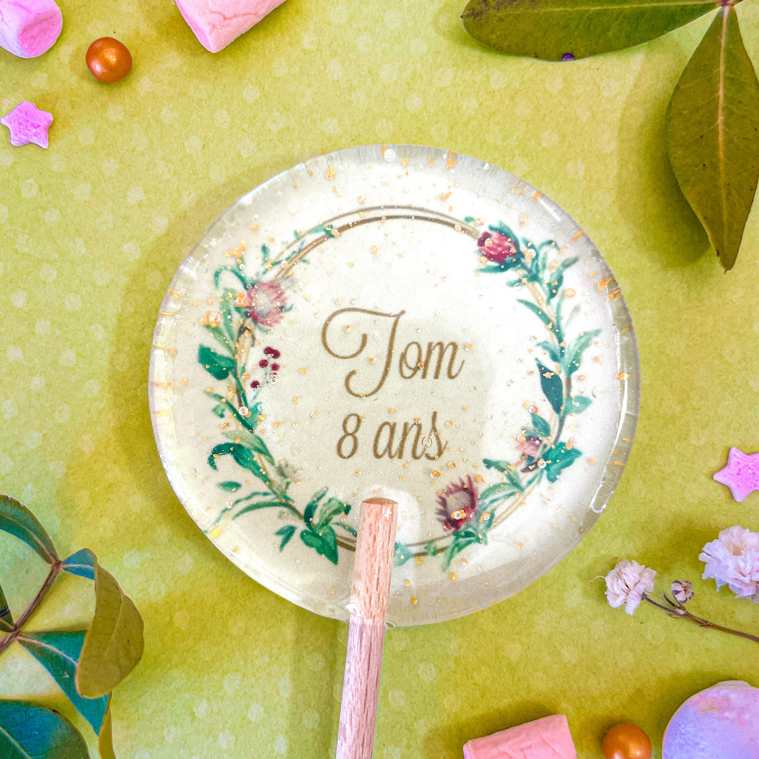 sucette-personnalise-pour-anniversaire-theme-foret-enchante-deco-nature