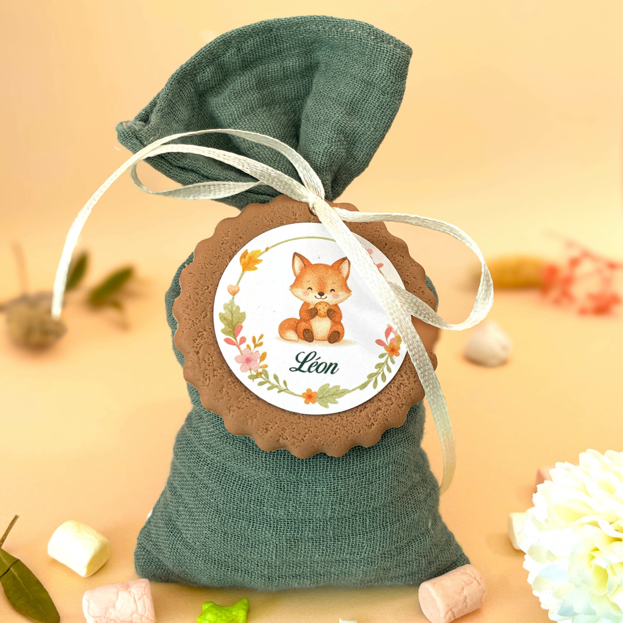 contenant-pour-dragees-pour-bapteme-theme-nature-animaux-de-la-foret-renard-tissudouble-gaze-vert