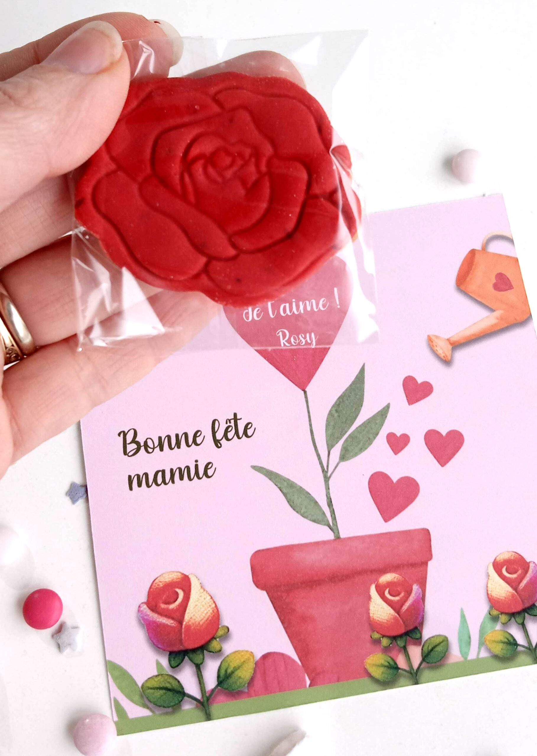 carte-cadeau-biscuit-personnalise-fete-grand-mere-fleur-souvenir