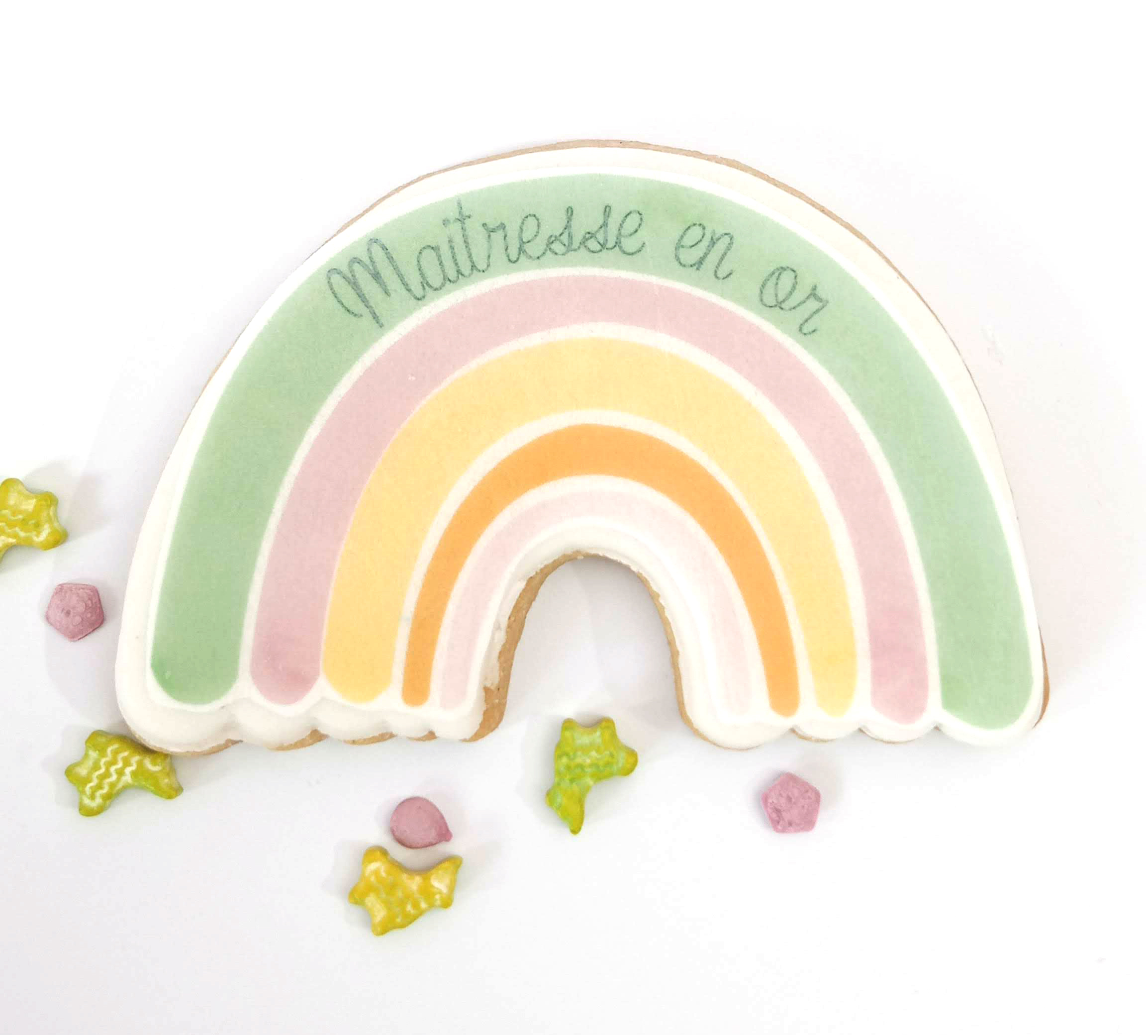 biscuit-arc-en-ciel-cadeau-maitresse-en-or