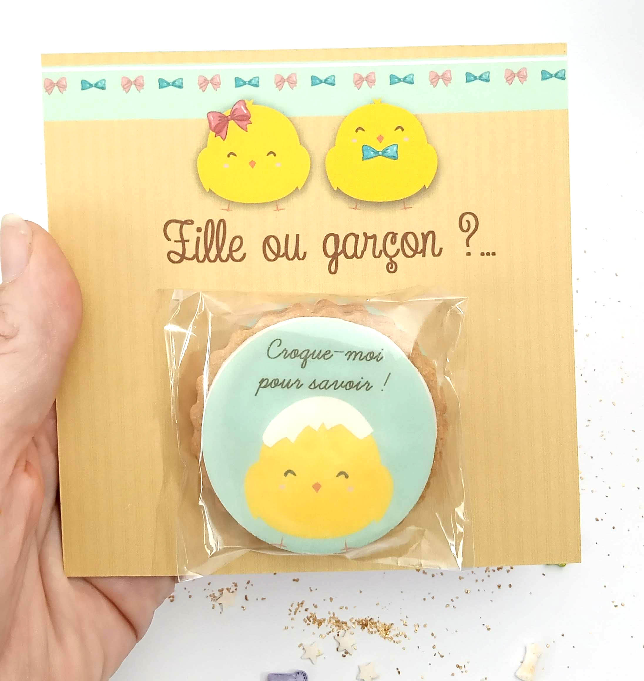 carte-envoi-poste-biscuit-gender-reveal-fille-garcon-reveler-bebe-poussin