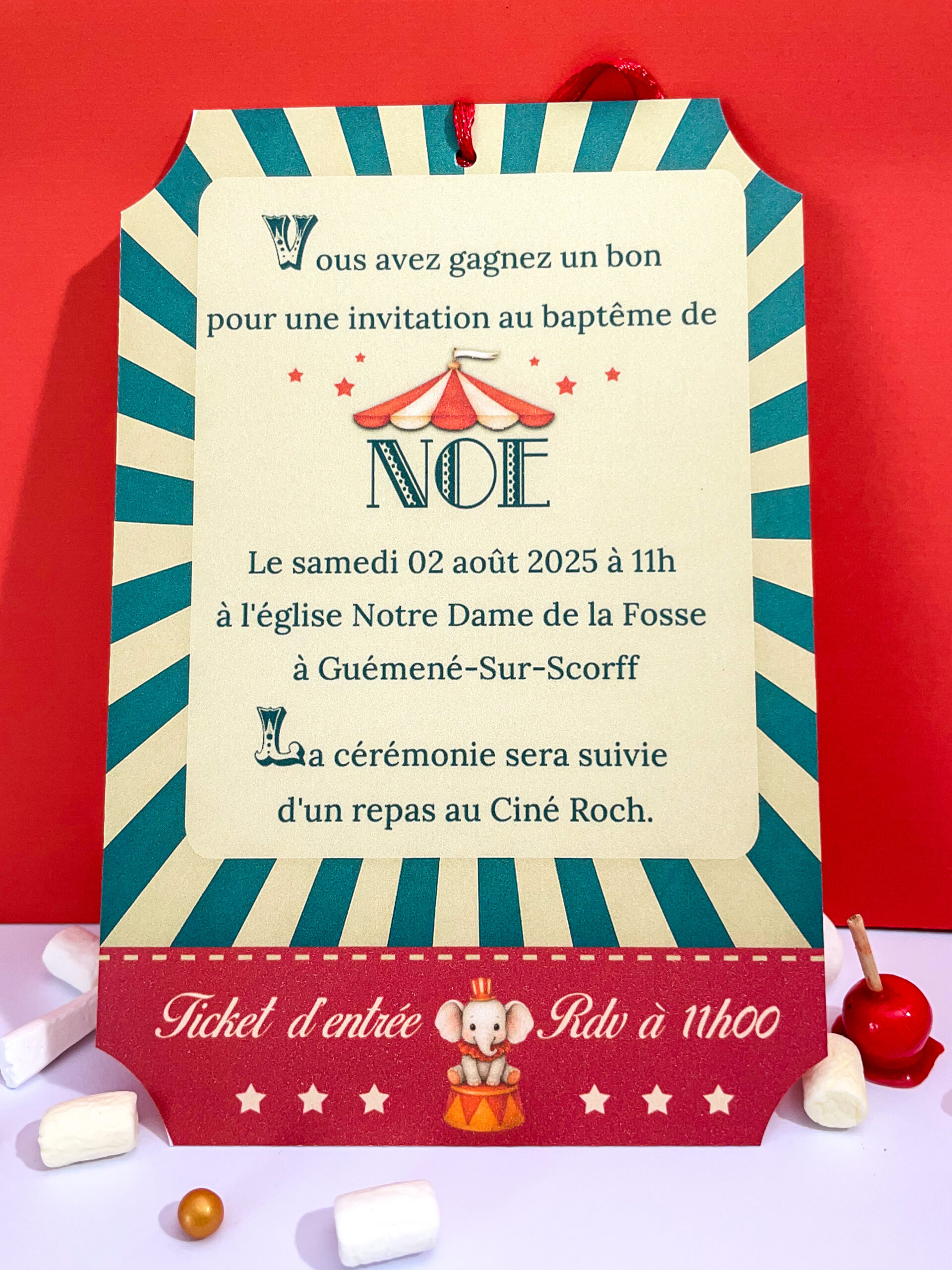 Faire-part-invitation-bleu-et-rouge-bapteme-theme-cirque-illustration-chapiteau-vintage