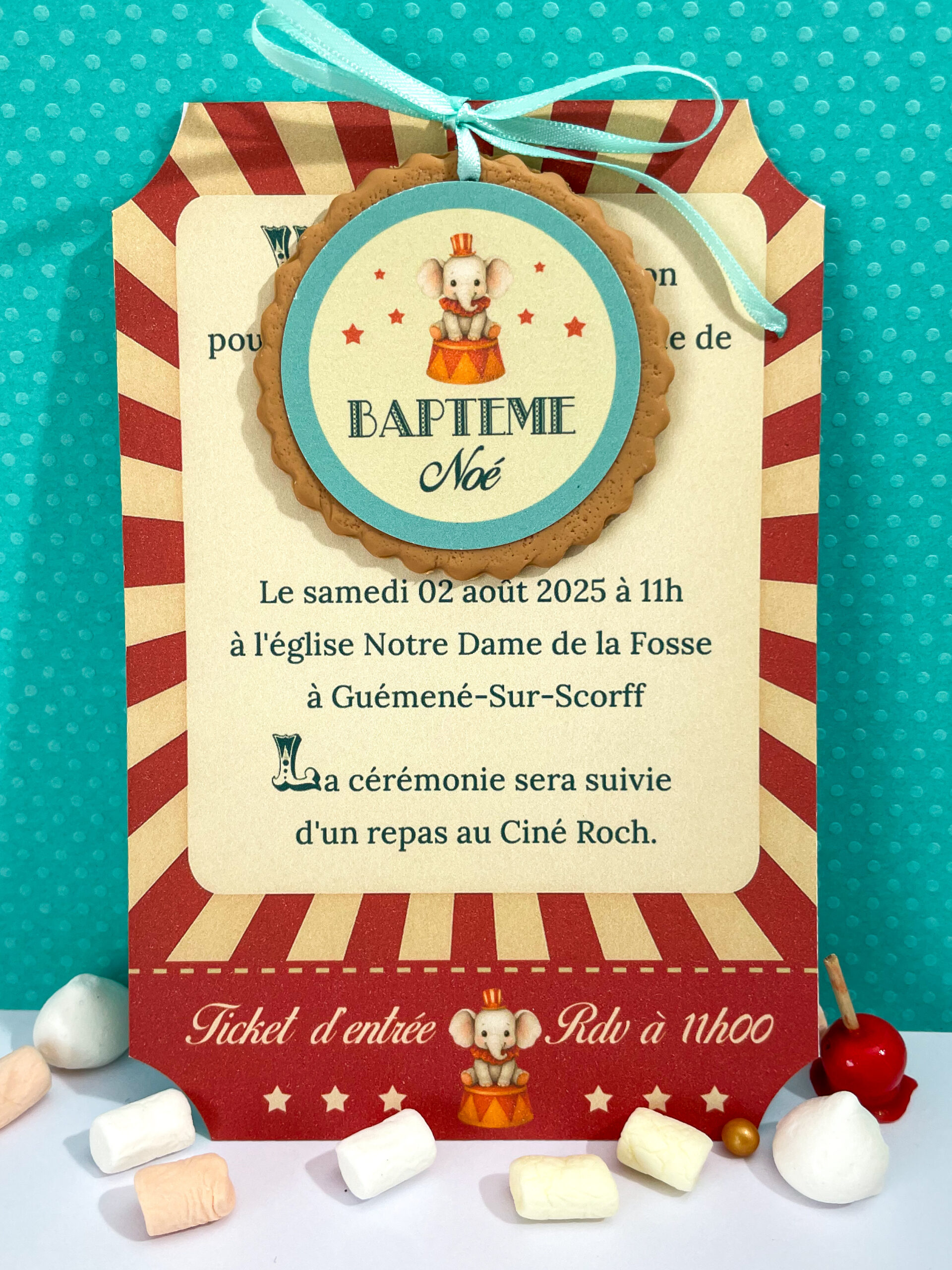 Faire-part-invitation-bapteme-theme-illustration-elephant-cirque-vintage-couleur-rouge-et-beige