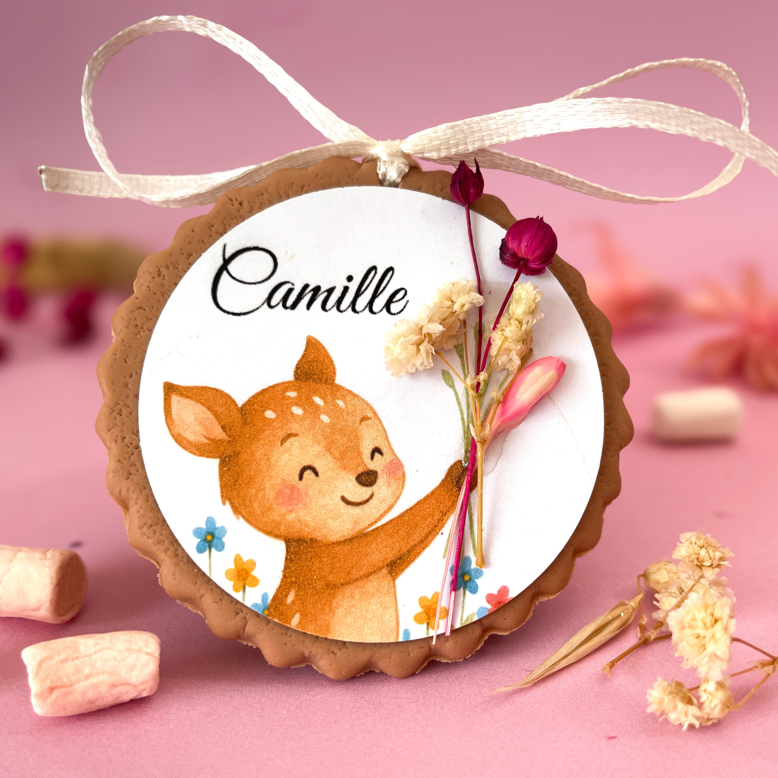 decoration-pour-sachet-dragees-bapteme-foan-avec-bouquet-fleur-seche