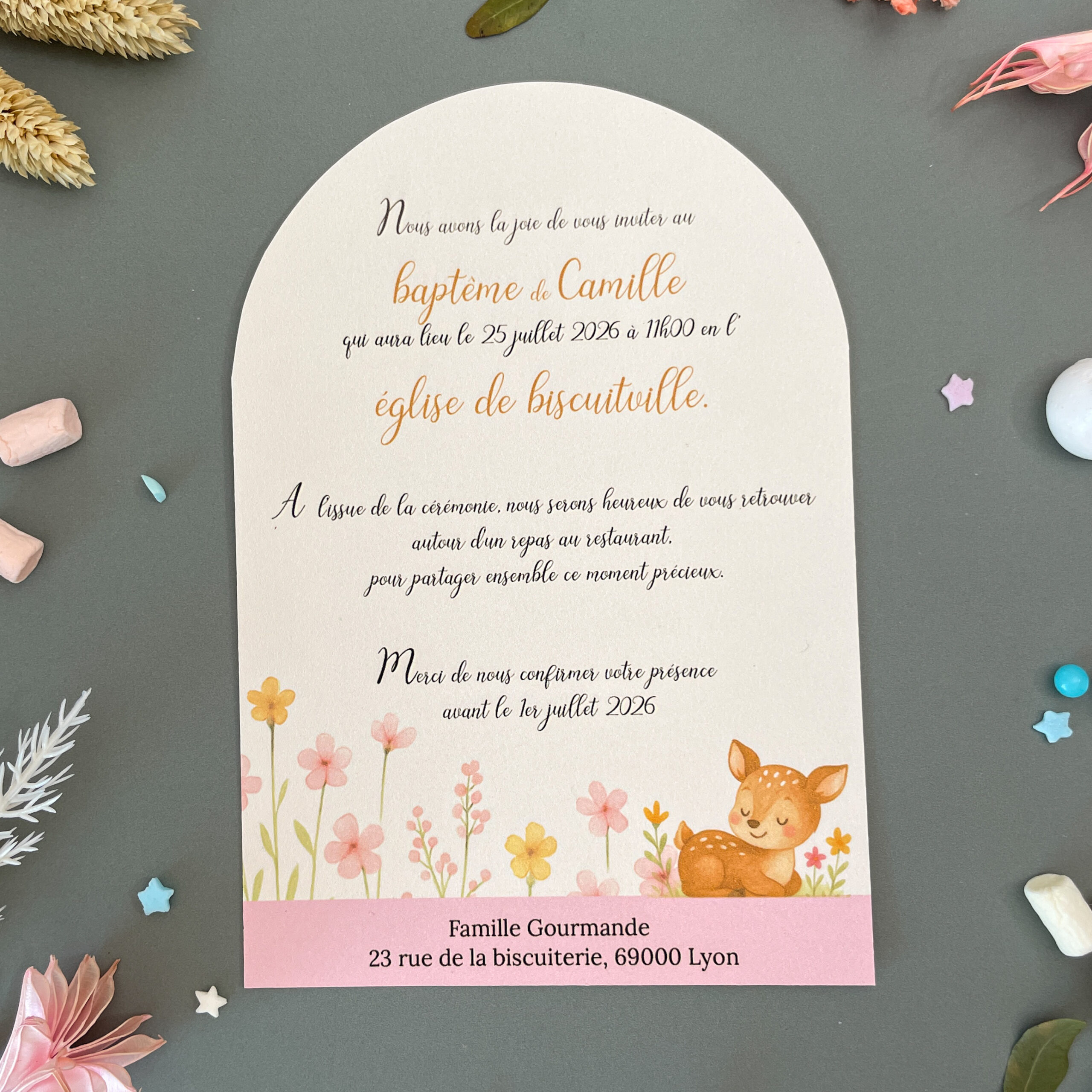 faire-part-de-pateme-petit-faon-doux-theme-nature-avec-fleur-pale